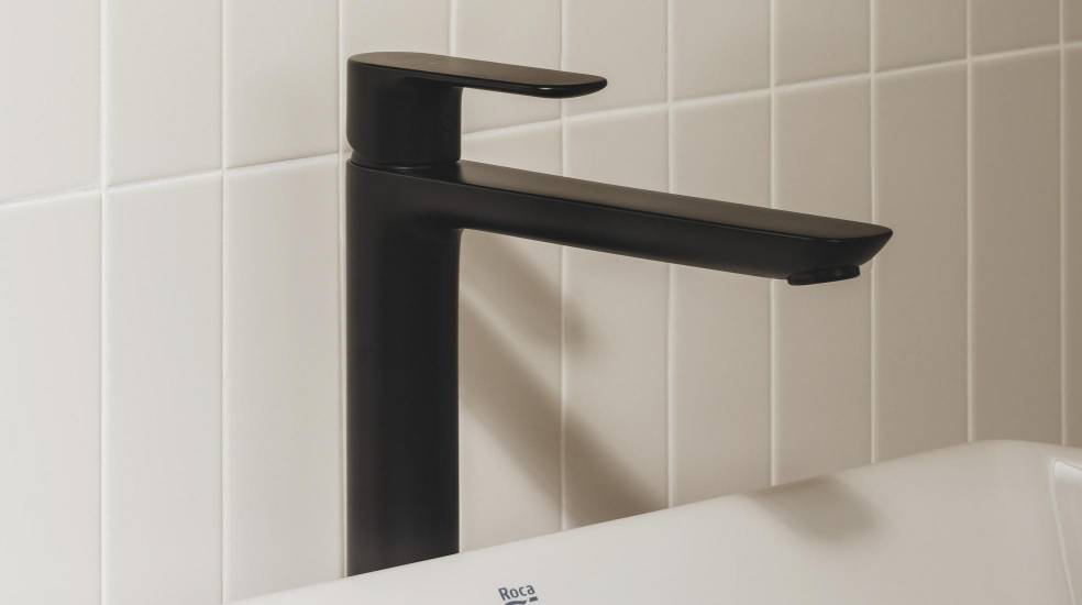 XL-Size bathroom faucets are perfect for over countertop basins